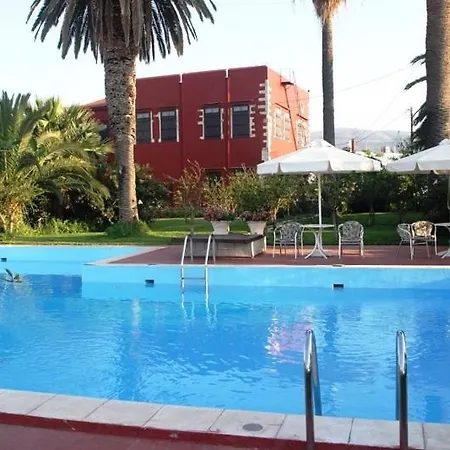 Готель Oasis Chania (Crete)