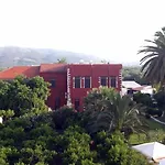 Hotel Oasis