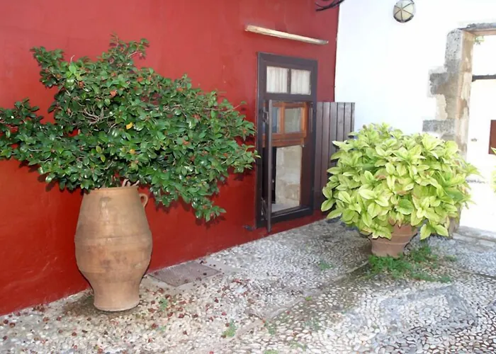 Oasis Hotel Chania (Crete)